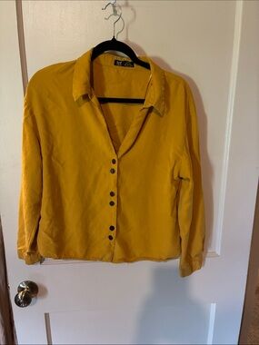 Zara Women's Mustard Yellow Button-Down Shirt